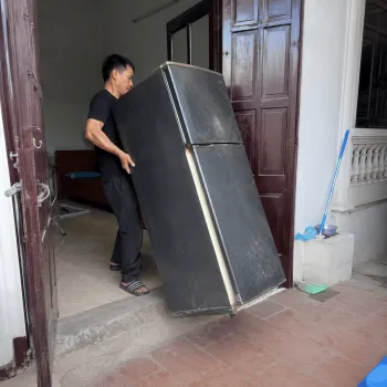 Báo Giá Vứt Đồ Cũ, Đồ Bỏ Đi Tại Long Biên – Cập Nhật Chi Phí Mới Nhất, Hỗ Trợ Tận Nơi