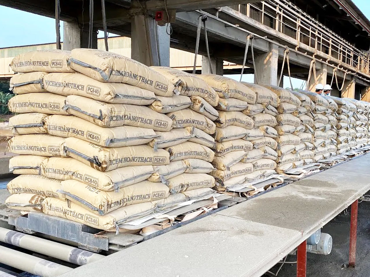 Dịch vụ vận chuyển xi măng tại nhà