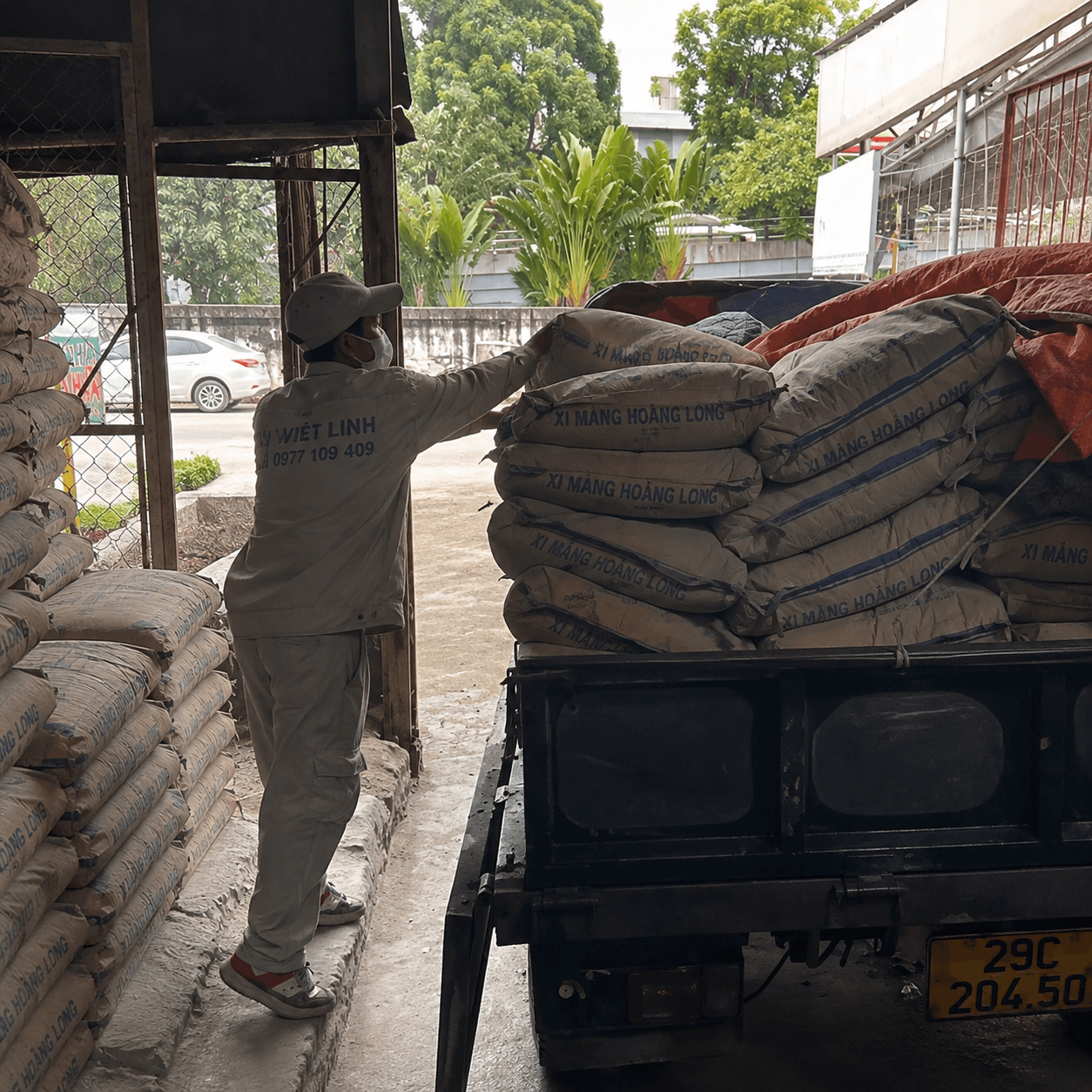 Báo Giá Xi Măng Hoàng Long, Hoàng Thạch Giao Tận Nơi Tại Từ Liêm